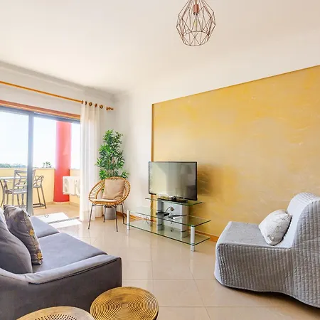 Sea View Apartment, Ac, Wifi, Pool Αλμπουφέιρα